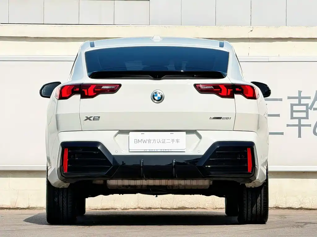 BMW X2 (Import) sDrive25 i M Sport Package