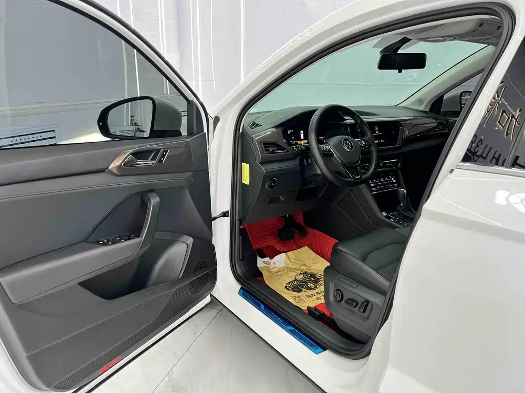 Tharu 280 TSI 2 WD Luxury