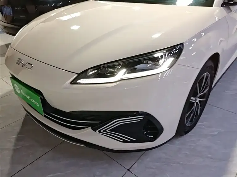 BYD Seal 06 DM-i 80 KM Distinguished