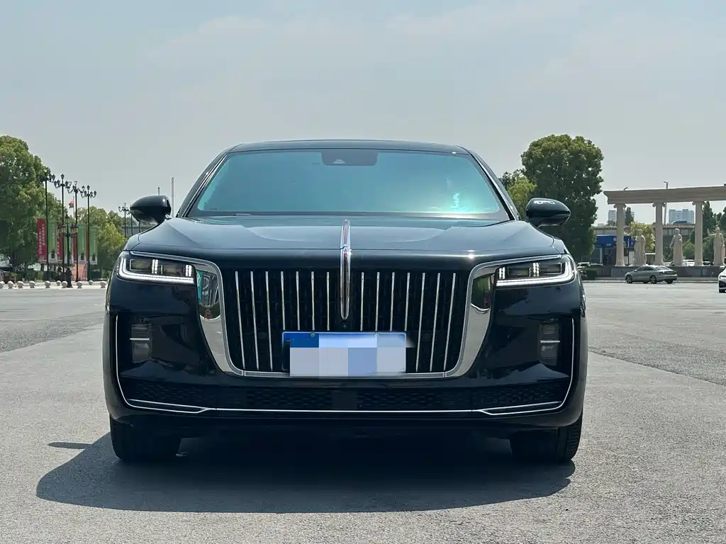 Hongqi H9 2.0 T Connected Flagship