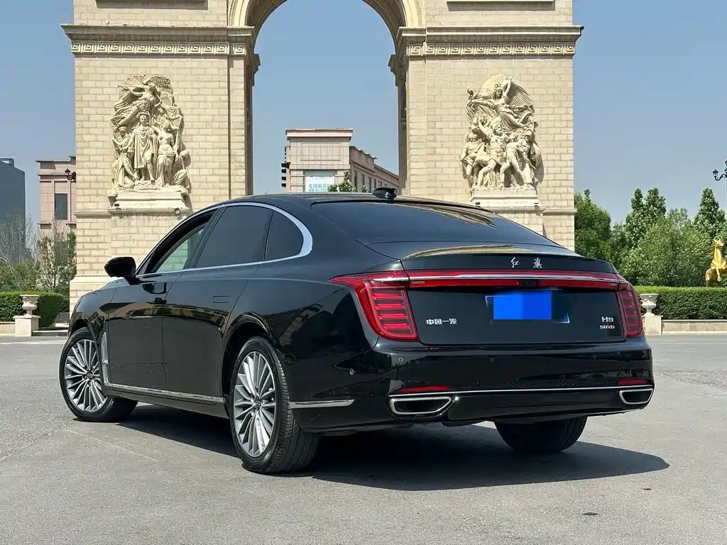 Hongqi H9 2.0 T Connected Flagship
