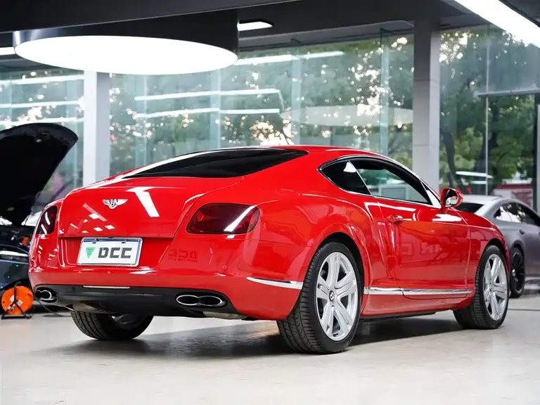 Bentley Continental GT 4.0 T GT V8