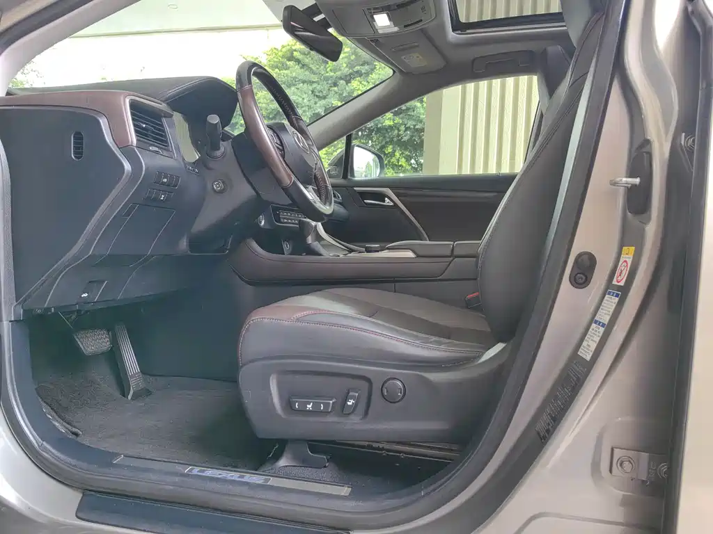 Lexus RX 300 4 WD Elegant CN-V