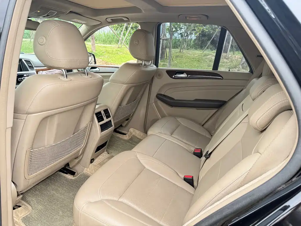 Mercedes-Benz M-Class ML 400 4 MATIC Dynamic