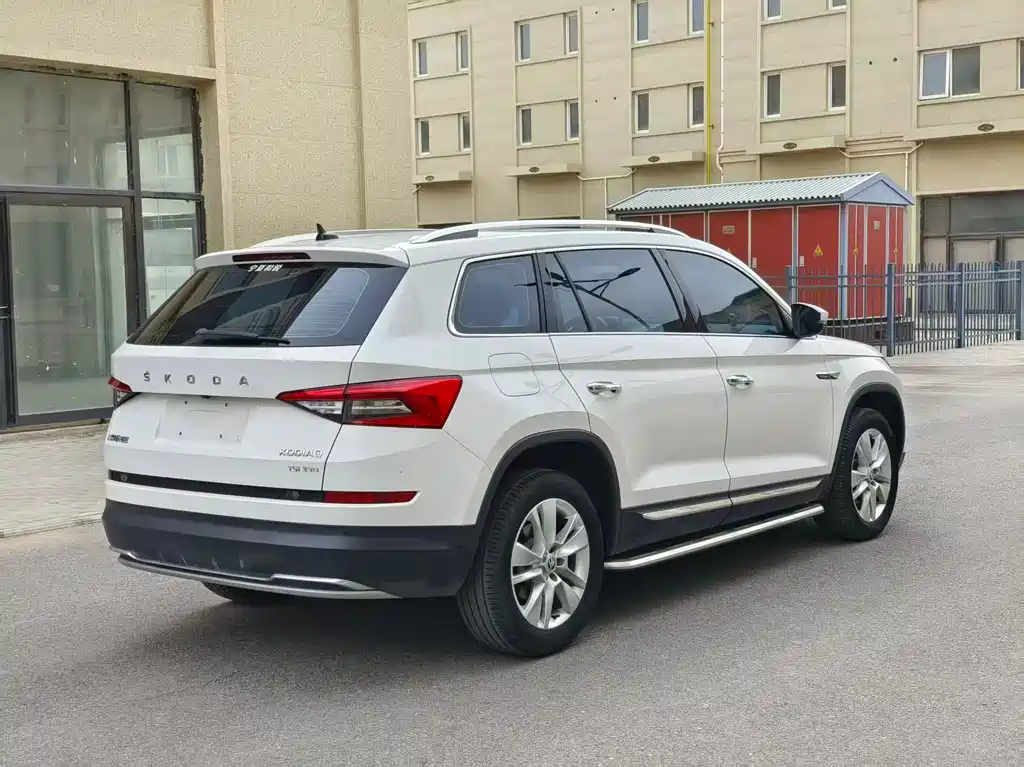 Kodiaq 柯迪亚克 2022款 TSI330 5座两驱奢享版