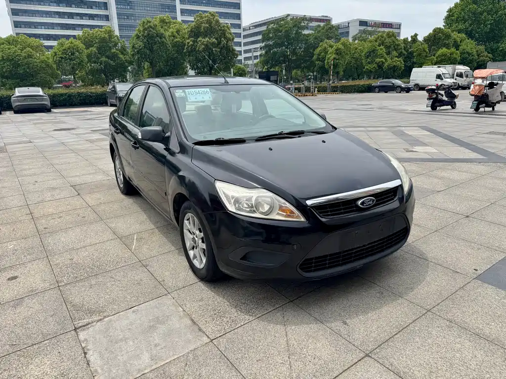 Focus Sedan Classic 1.8 L Manual Fashion