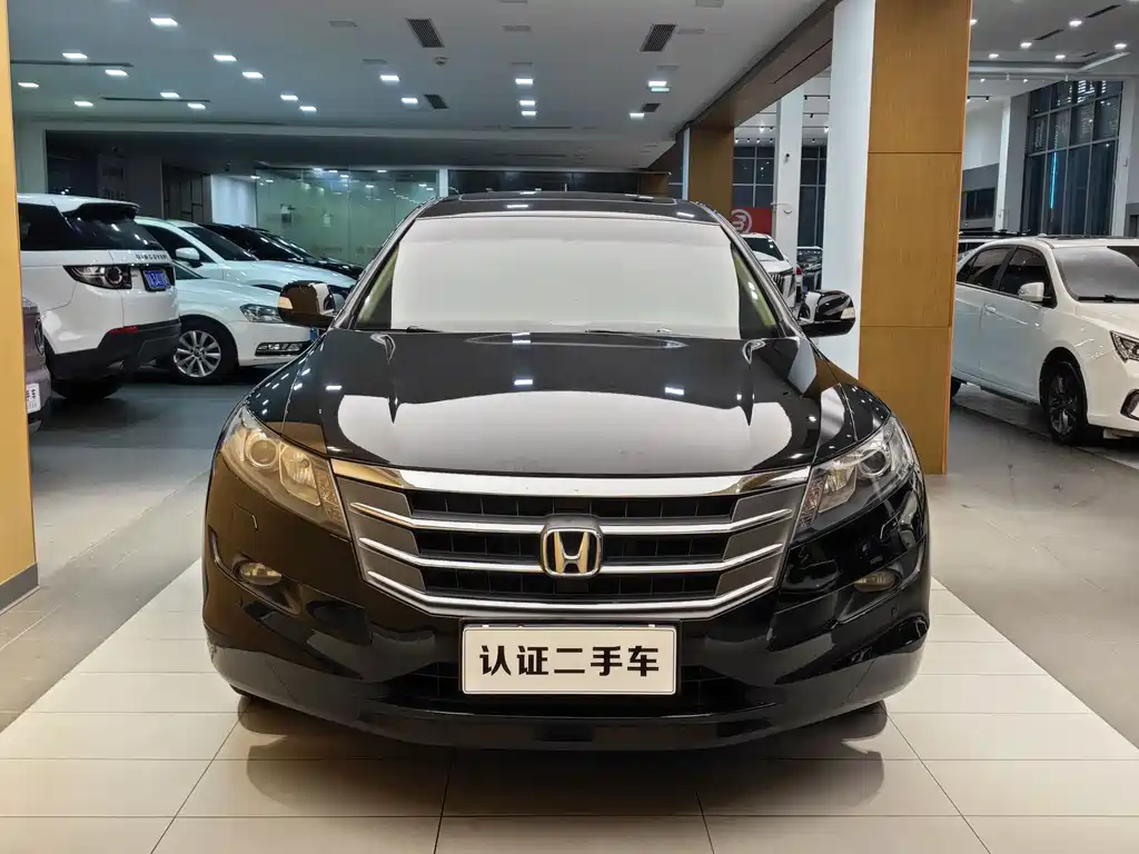 Crosstour 3.5 L Flagship