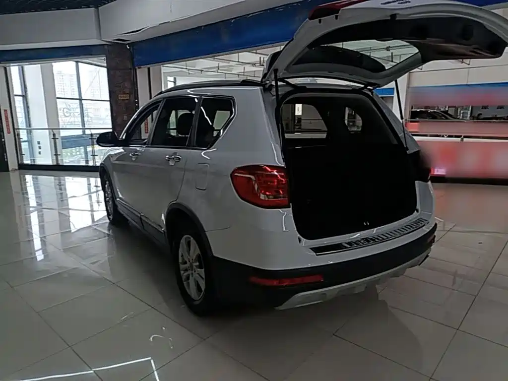 Haval H6 Red Label Sport 1.5 T Manual 2 WD Elite