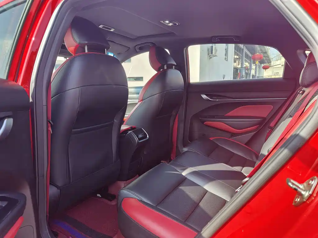 Binrui 1.4 T CVT F- Flagship