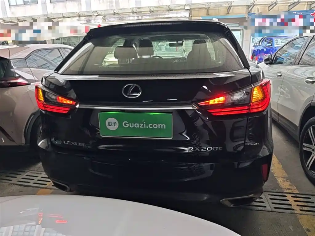 Lexus RX 300 2 WD Elite CN-V