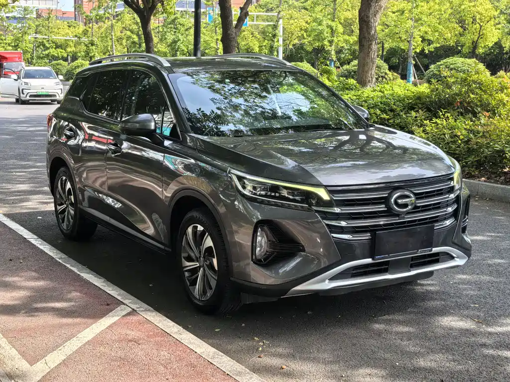 GAC Trumpchi GS4 传祺GS4 2020款 270 T 自动尊享版
