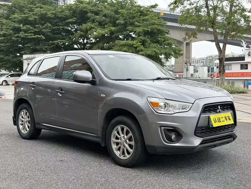 ASX 2.0 L CVT 2 WD Elite