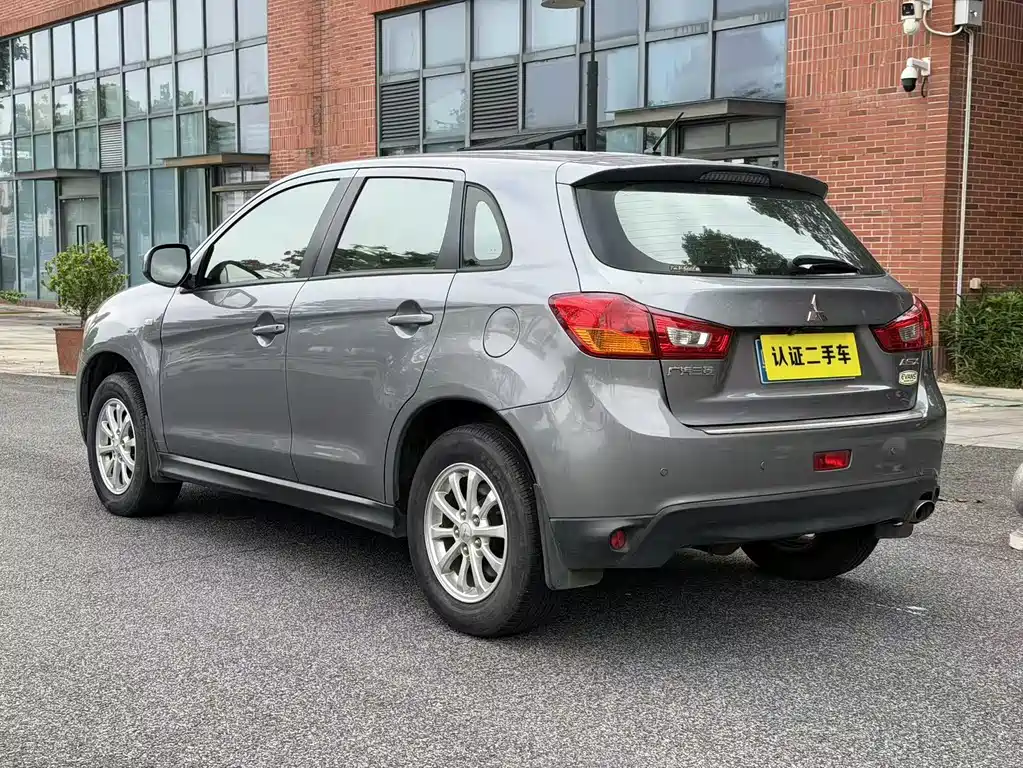 ASX 2.0 L CVT 2 WD Elite