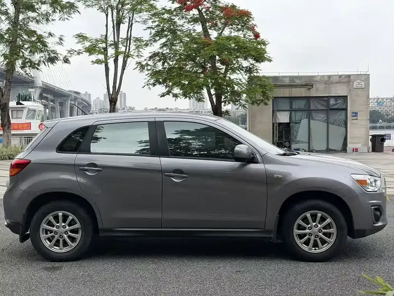 Mitsubishi ASX 2.0 L CVT 2 WD Elite