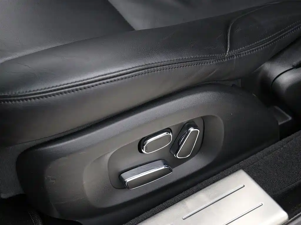 Jaguar XJ XJL 3.0 SC 2 WD Panoramic Business