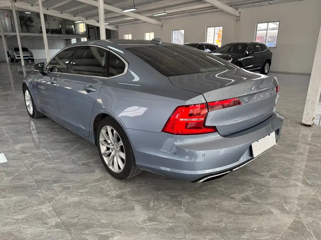 Volvo S90 T5 Smart Vision
