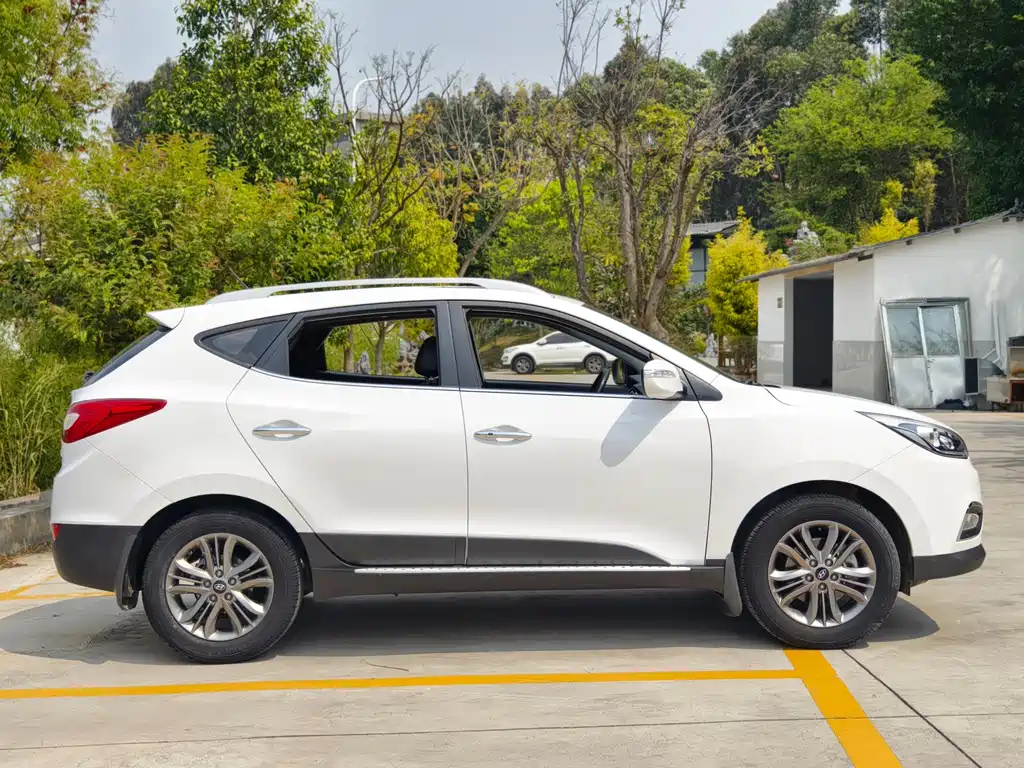 Hyundai ix35 2.0 L Auto 2 WD Intelligent CN-IV