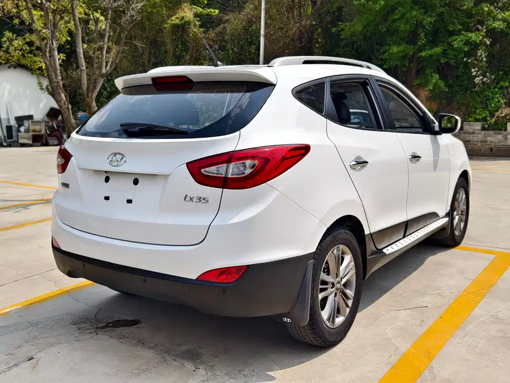 Hyundai ix35 2.0 L Auto 2 WD Intelligent CN-IV