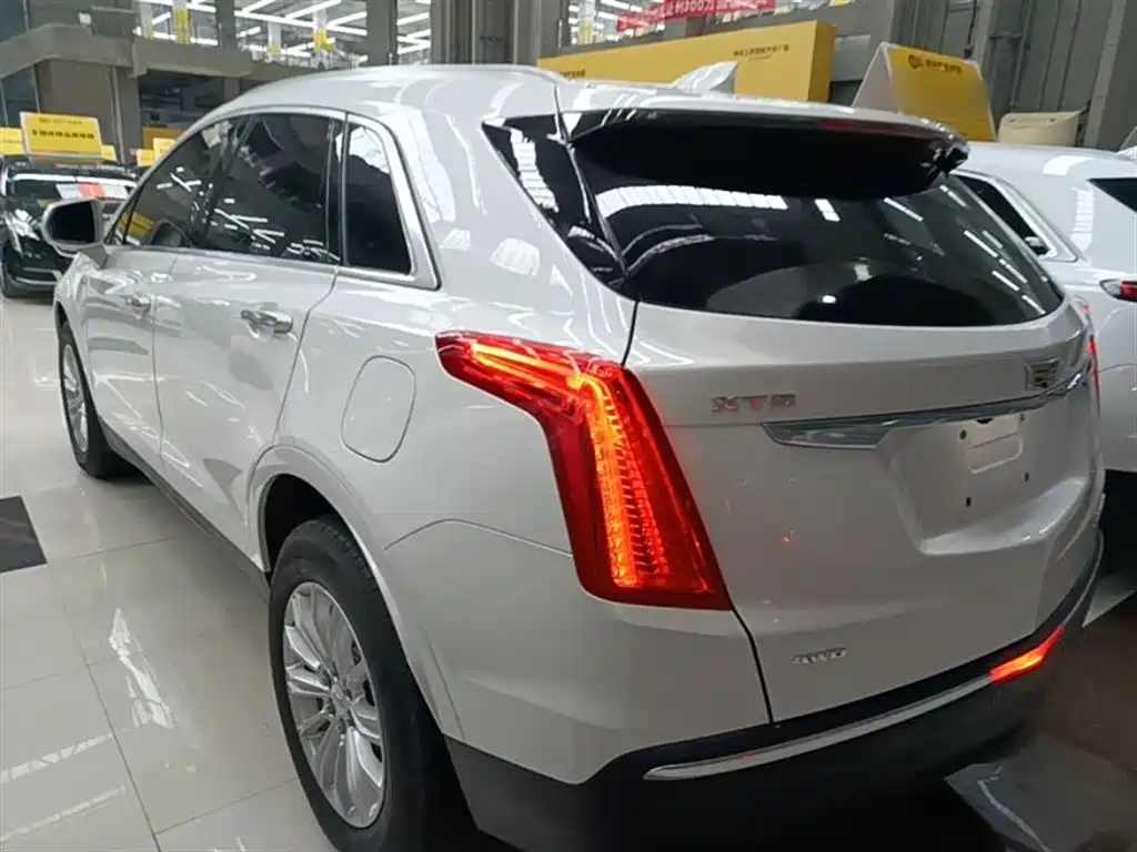 Cadillac XT5 28 E 4 WD Tech