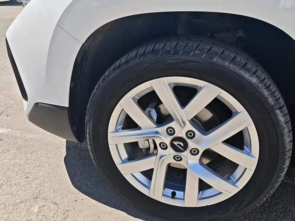 Jetta VS7 280 TSI Auto Progressive
