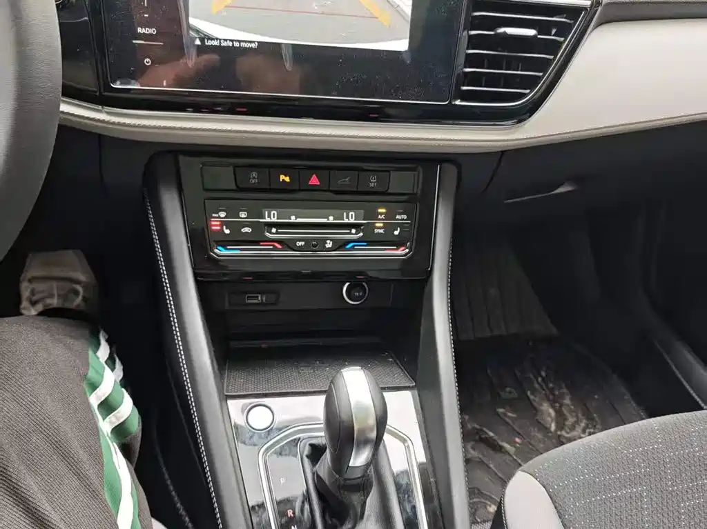 Jetta VS7 280 TSI Auto Progressive