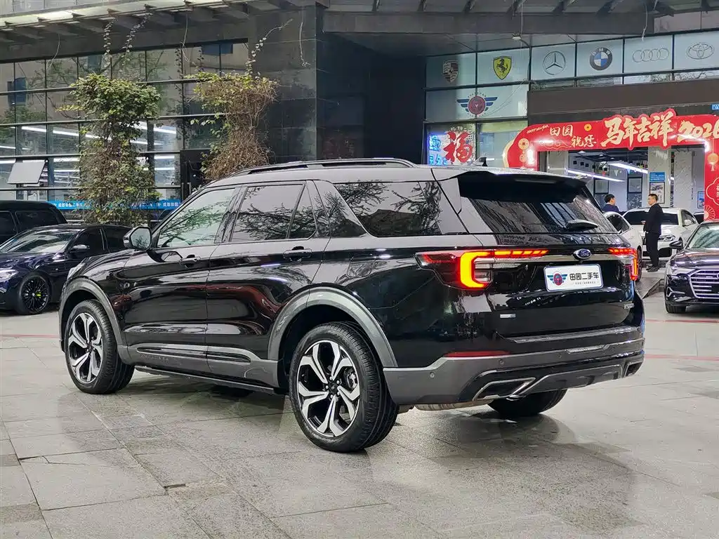 Explorer EcoBoost 285 4 WD ST-LINE 6-seat
