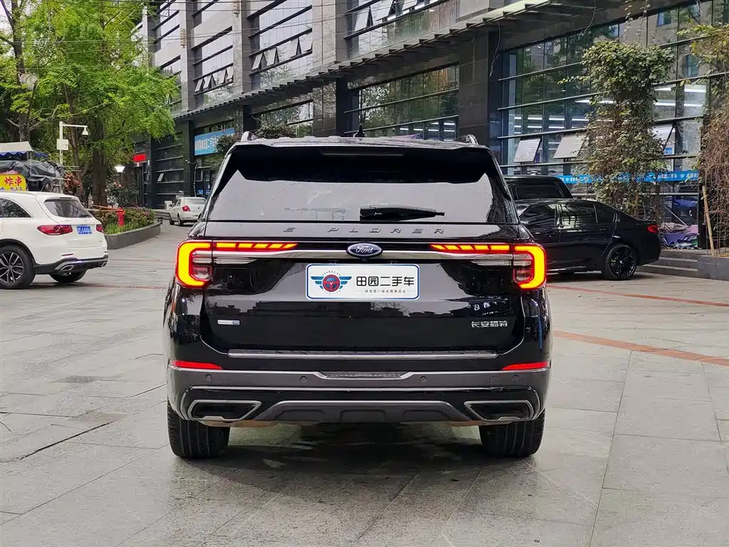 Explorer EcoBoost 285 4 WD ST-LINE 6-seat