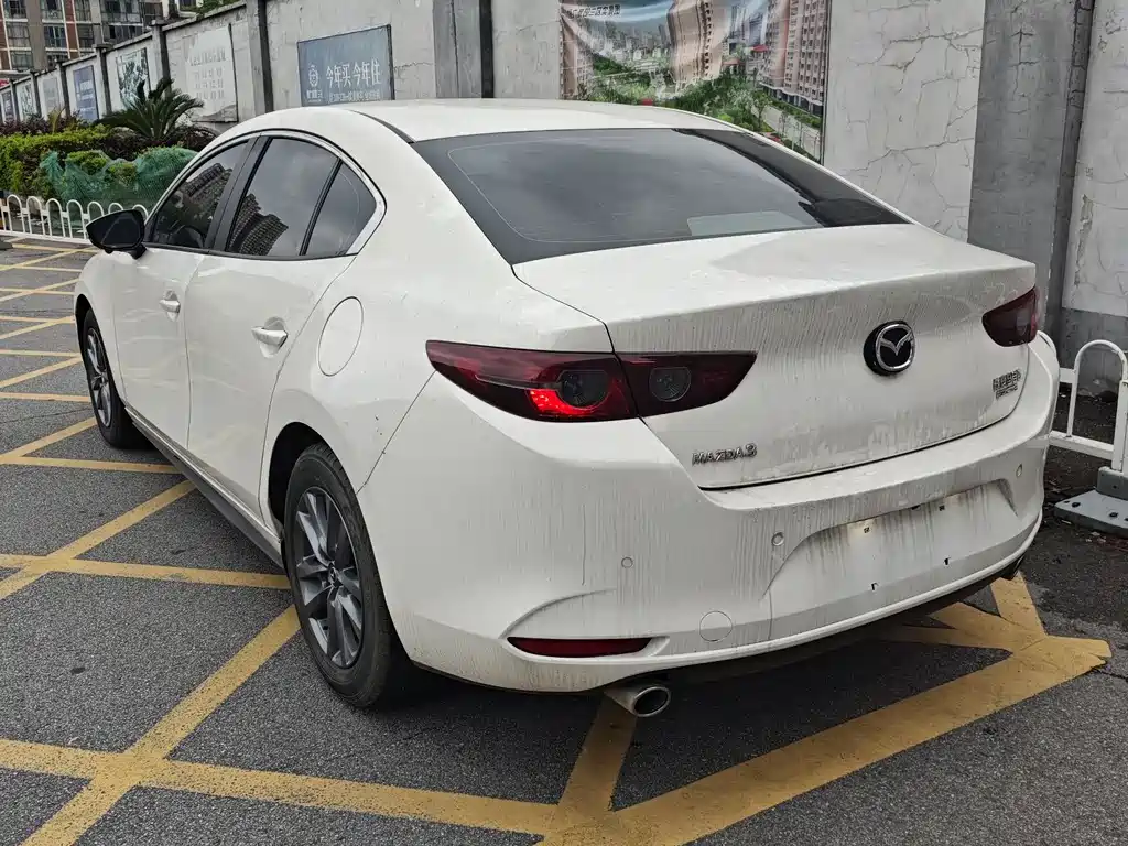 Mazda 3 Axela 1.5 L Auto Quality Beauty