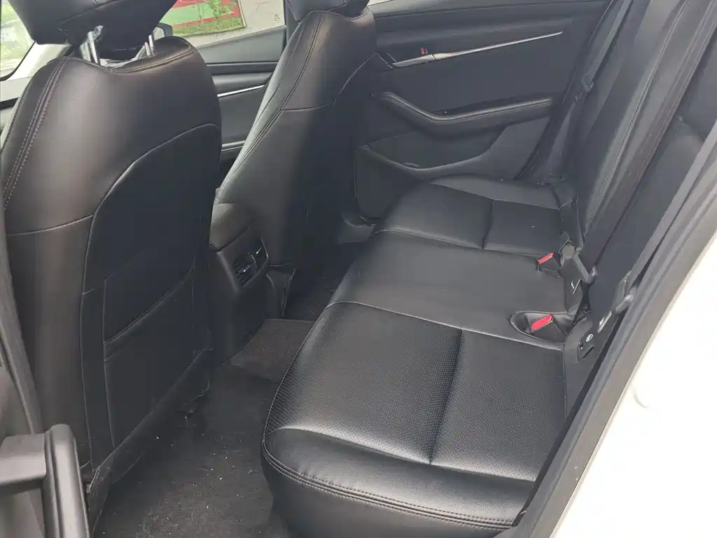 Mazda 3 Axela 1.5 L Auto Quality Beauty