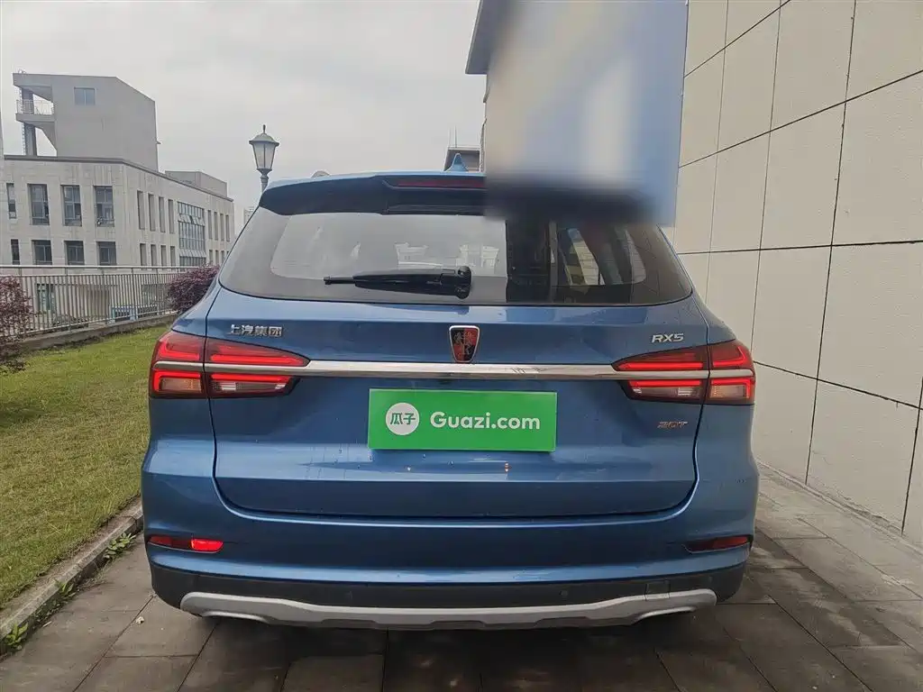 Roewe RX5 20 T 2 WD Auto Flagship