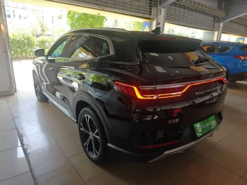 Song PLUS 1.5 T Auto Flagship