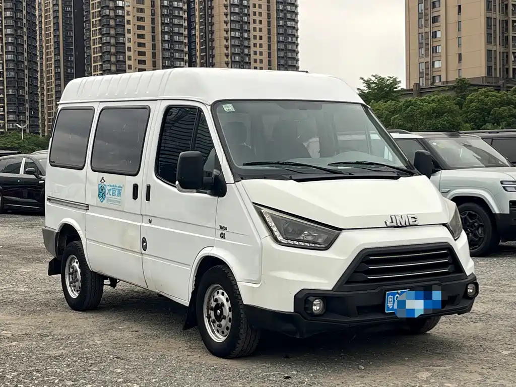 Transit Custom 2.8 T Commercial SWB Mid Roof 6 7 8-seatJX493
