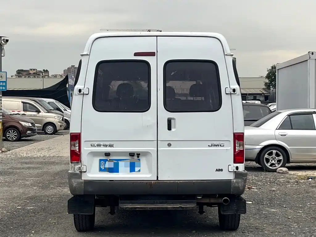 Transit Custom 2.8 T Commercial SWB Mid Roof 6 7 8-seatJX493