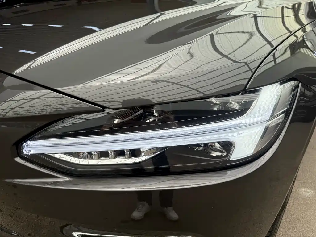 Volvo S90 B5 Smart Vision Luxury