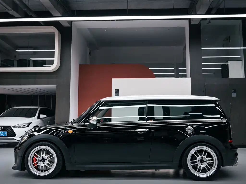 MINI CLUBMAN 1.6 T COOPER S Fun