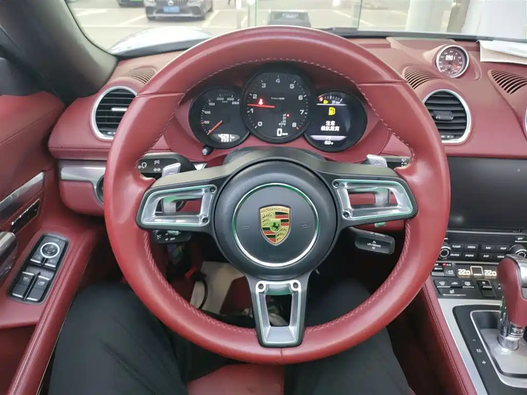 Porsche 718 Boxster 2.0 T