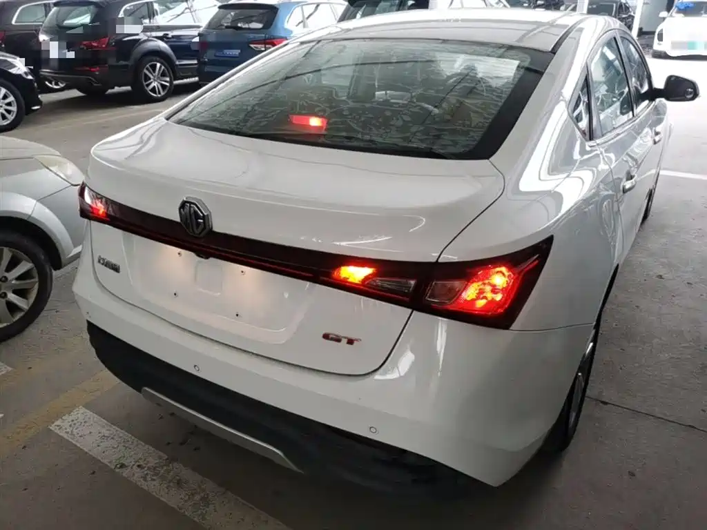 Ruixing 1.5 L Auto Value Luxury