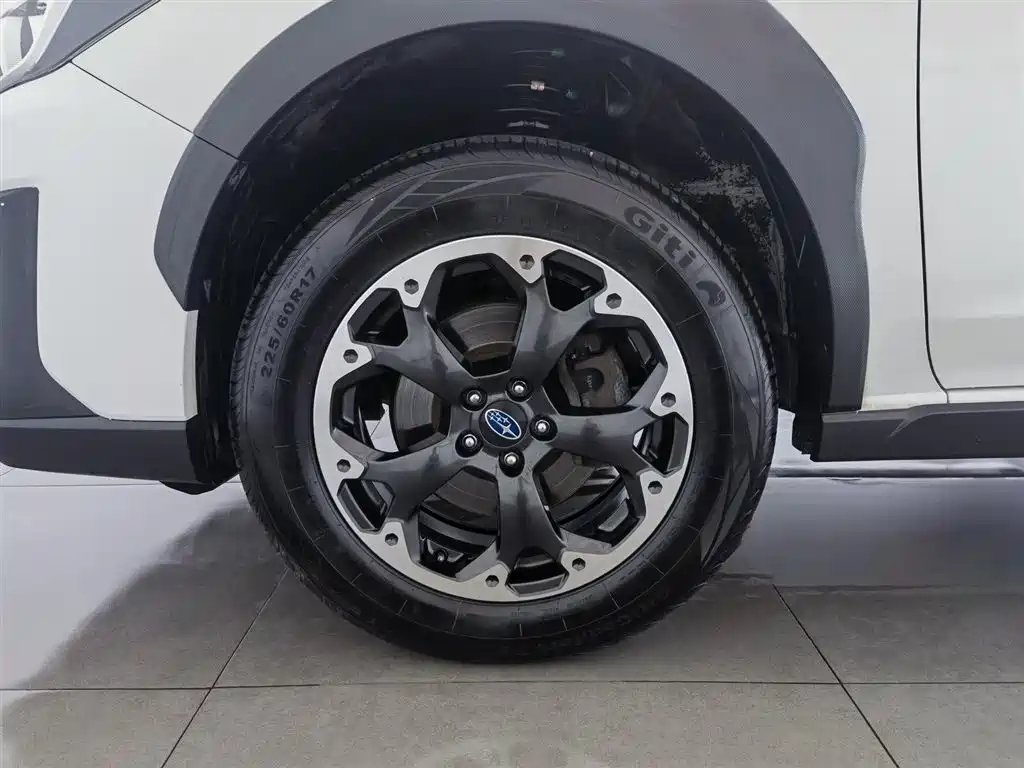 Subaru XV 斯巴鲁XV 2021款 2.0 i 全驱精英版