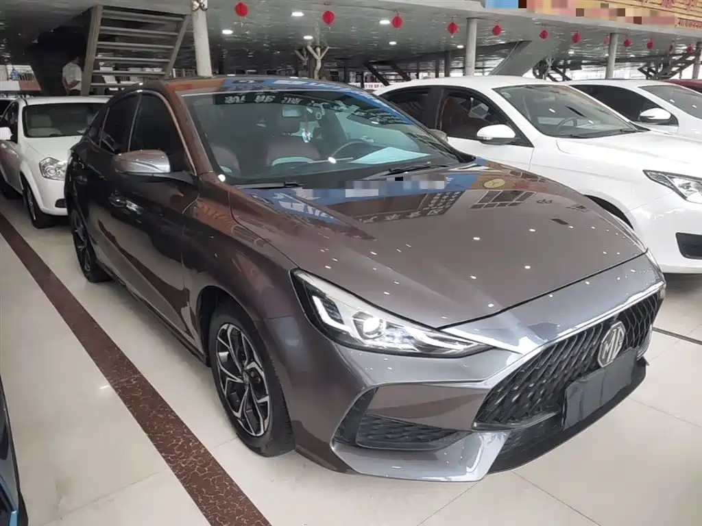 MG5 180 DVVT CVT Youth Luxury