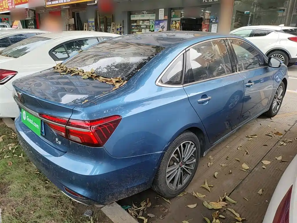 Roewe i6 Classic PLUS 1.6 L CVT 4 G Connected Glory Flagship