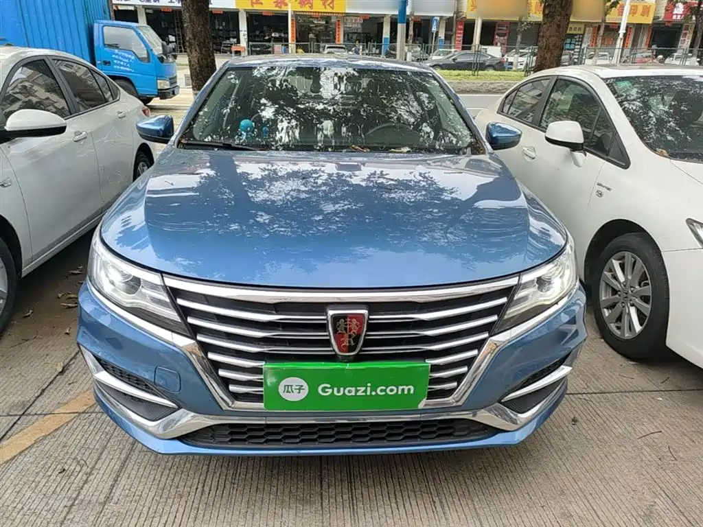 Roewe i6 Classic PLUS 1.6 L CVT 4 G Connected Glory Flagship