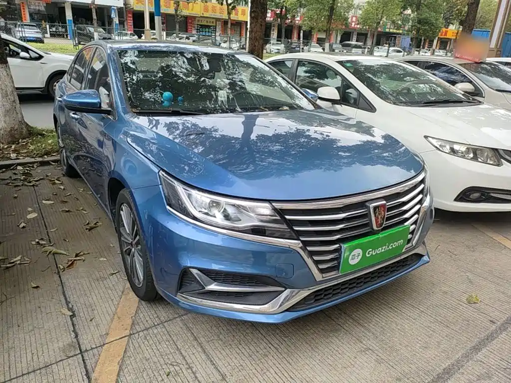 Roewe i6 Classic PLUS 1.6 L CVT 4 G Connected Glory Flagship