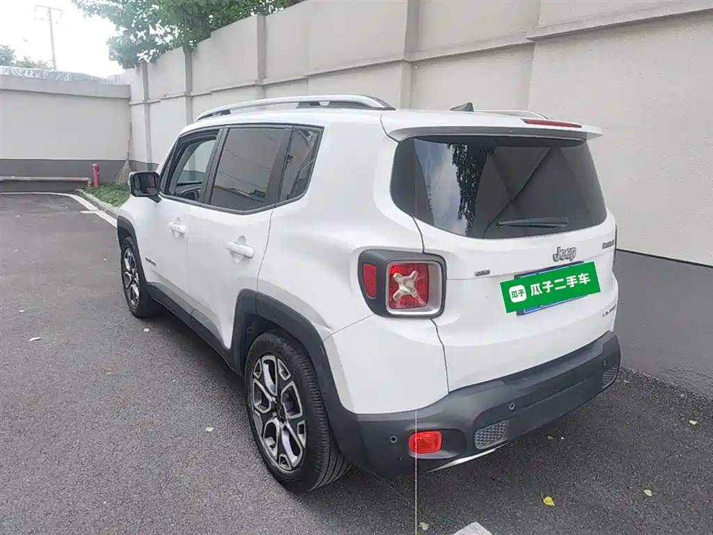 Renegade 1.4 T Auto Intelligent