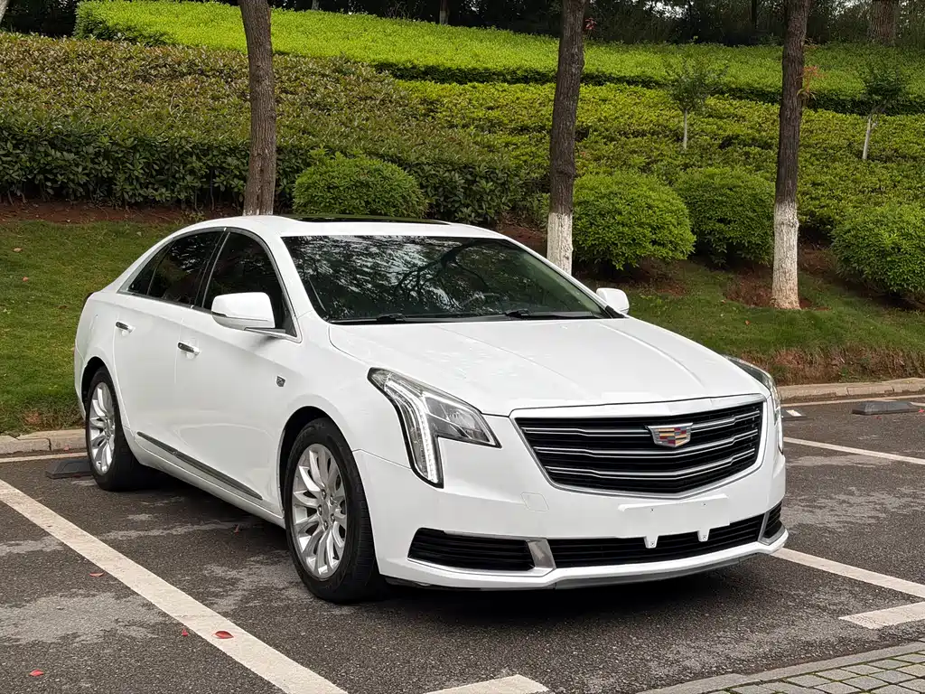 Cadillac XTS 28 T Elite