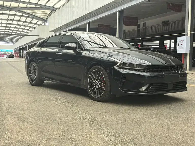 Kia K5 380 T GT-Line Flagship