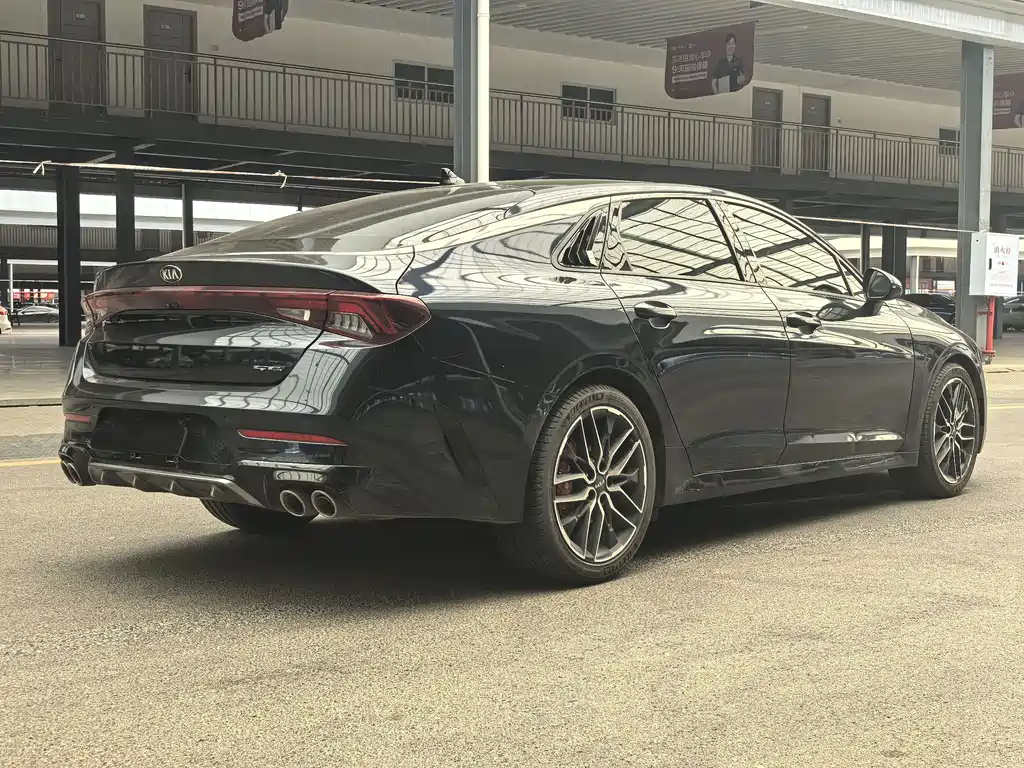 Kia K5 380 T GT-Line Flagship