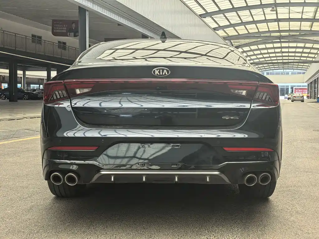 Kia K5 380 T GT-Line Flagship