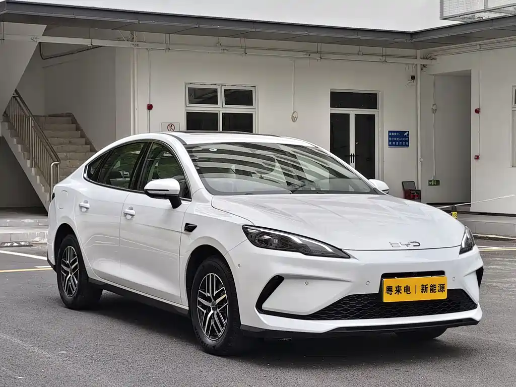Seal 05 DM-i DM-i Smart Drive 120 KM Flagship