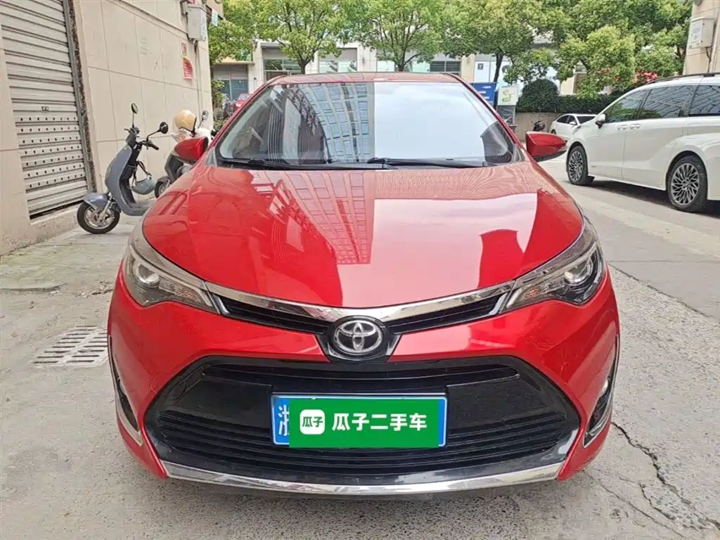 Levin Facelift 185 T CVT Elite CN-V
