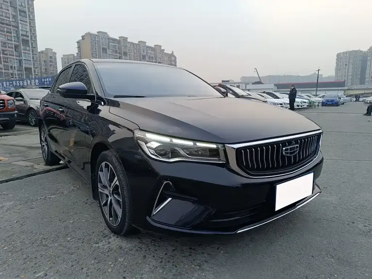 Geely Emgrand 4 th Gen 1.5 L CVT Flagship